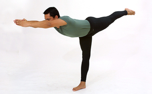 Roberto Nogueira Balance pose